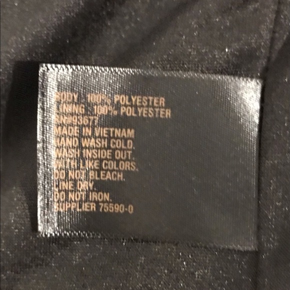 Women’s Skirt - Picture 5 of 6